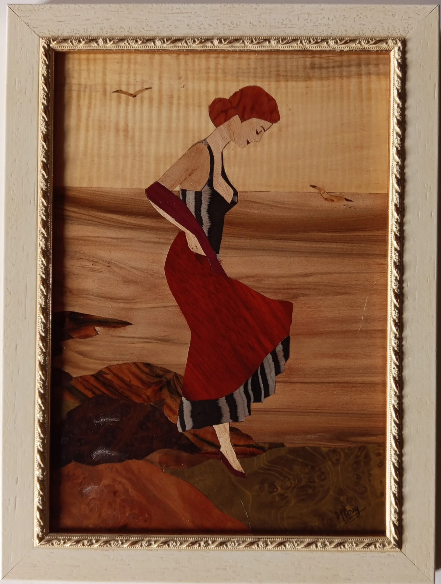 Jeune femme au bord de mer 